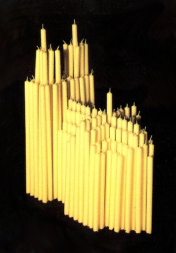 1994 - Luzifer Kathedrale - Objekt mit 186 Kerzen.jpg
